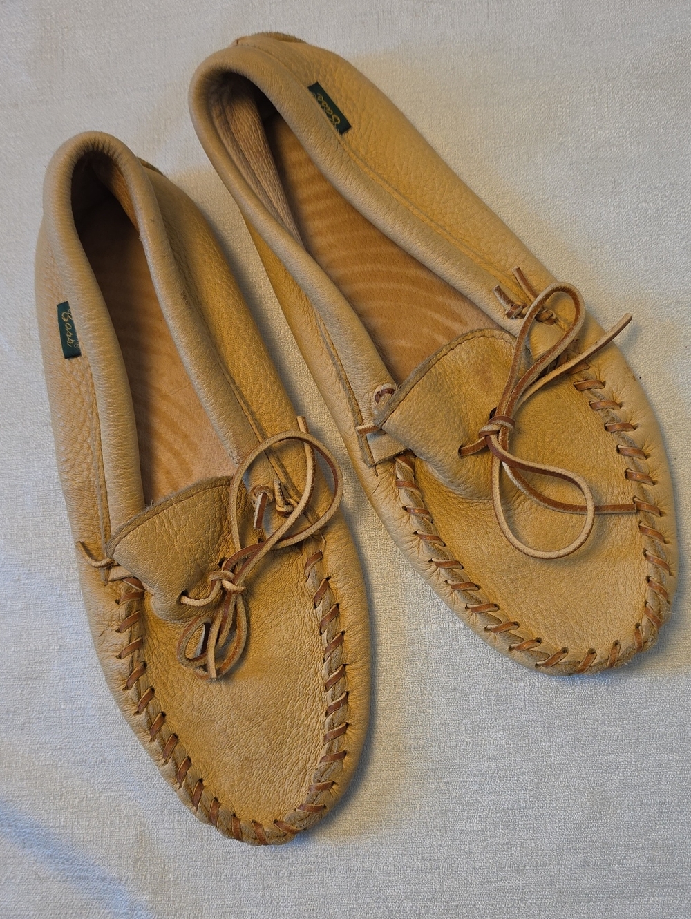 Vintage Bass Women's Tan Moosehide Leather Moccasin Loafers Size 10
